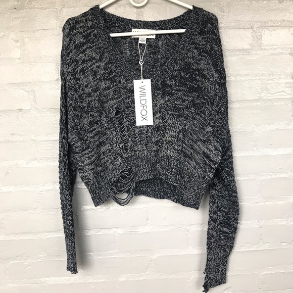 Wildfox Sweaters - Wildfox distressed cropped v neck sweater sz M